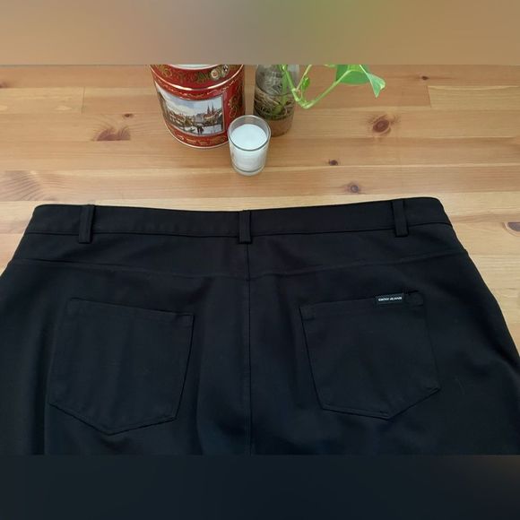DKNY Jeans Brand Black Ponte Pants With Back Pockets Size 2X - Picture 7 of 10